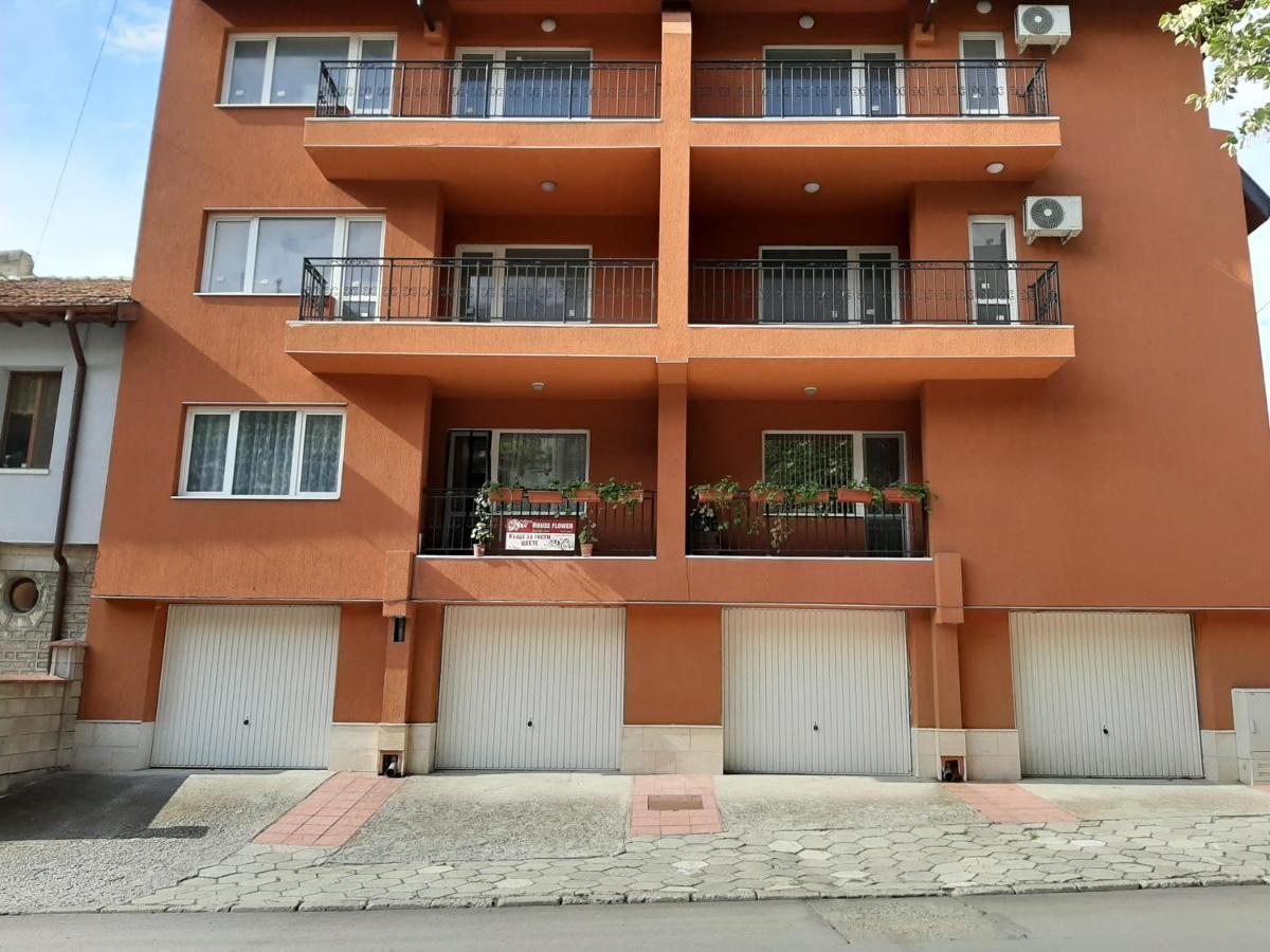 Apartment Flower Balchik Exterior photo